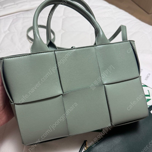 보테가베네타 아르코미니