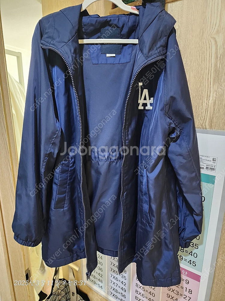 MLB 키즈 바람막이 145 (택만 제거한 새옷)ㅡgs...--0