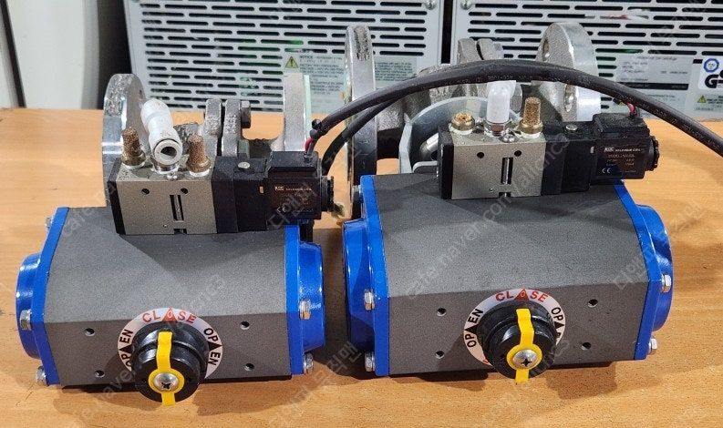 탄산가스통과 HARRIS 밸브2세트, 공기통, 수소통, Honeywell및 대정 밸브엑추에이터--8