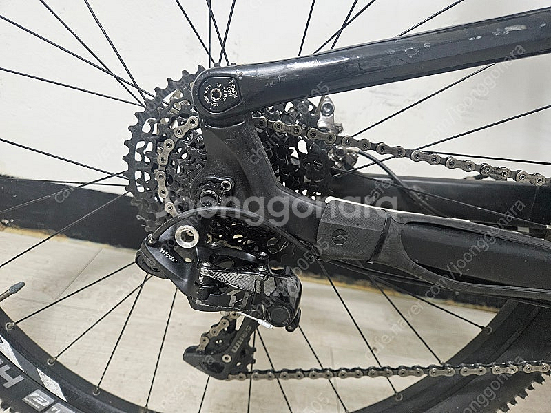 포커스 샘 카본풀샥 판매합니다.--2