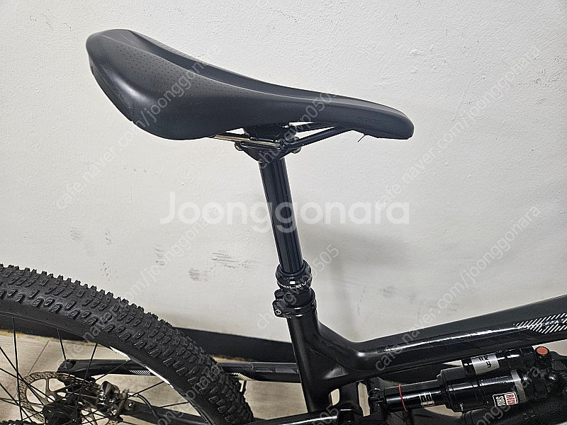 포커스 샘 카본풀샥 판매합니다.--3