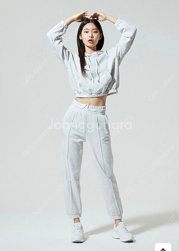 르꼬끄 우먼 트레이닝복세트 (크롭후드티+조거팬츠)--0