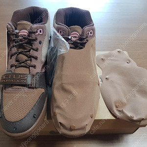 나이키X스캇 에어트레이너 1 아키오 브라운 270 판매