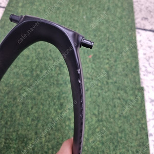 테일핀 리어랙 카본