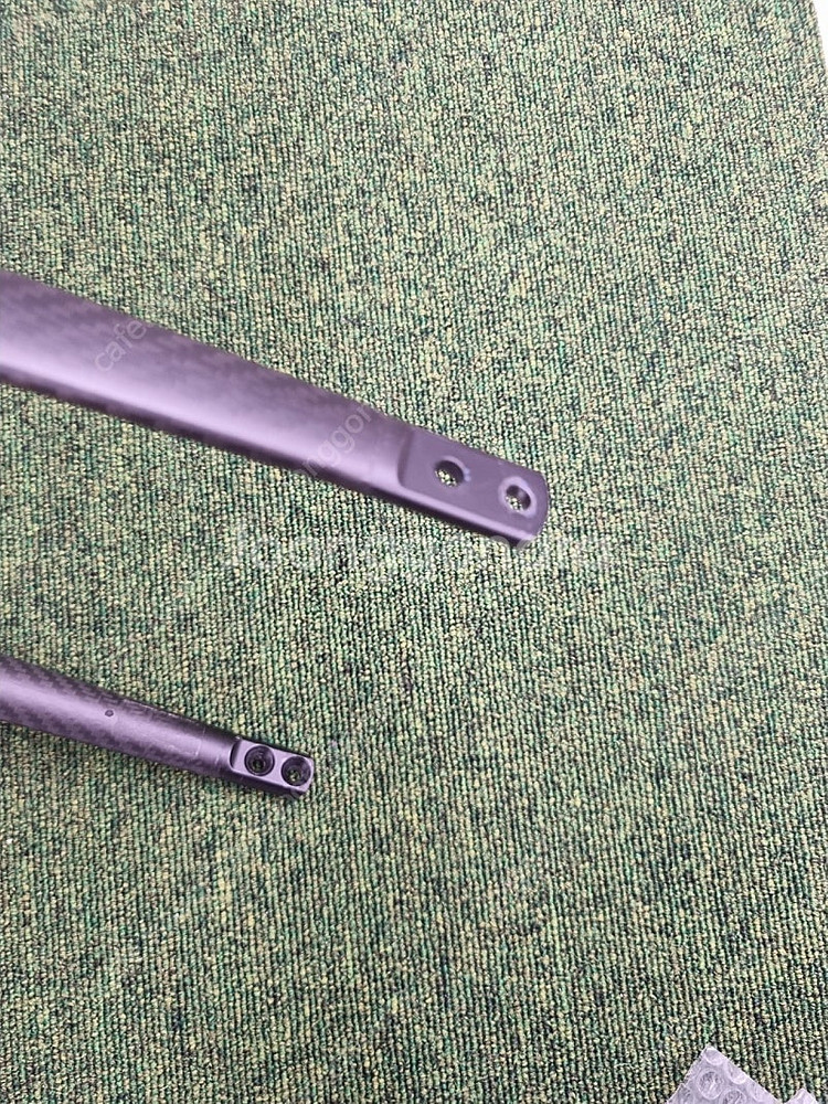 테일핀 리어랙 카본--1