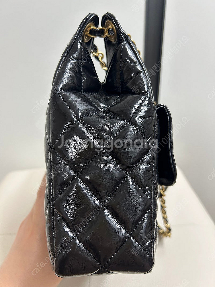 샤넬 시즌 호보백 미듐 블랙 (샤넬 웨이비백)--2