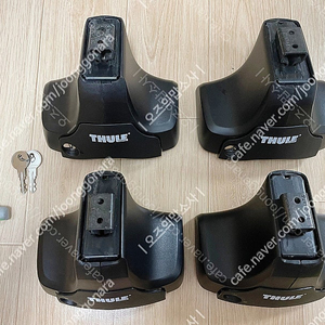 ( THULE ) 툴레 754풋(풋만) 팝니다. 잠금장치 및 키2개 있음.