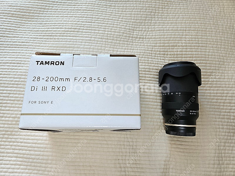 소니 55.8 , 24G, 탐론28200 판매합니다.--2