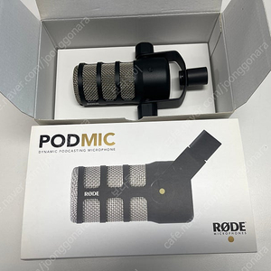 RODE PODMIC 판매합니다
