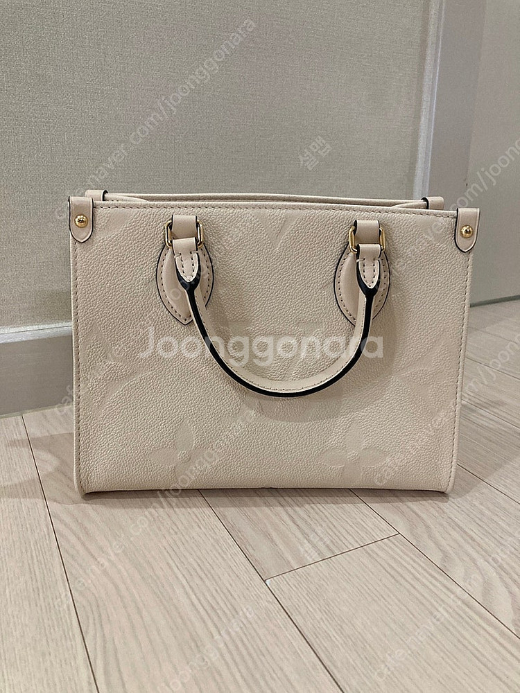 루이비통 온더고 pm 크림--0