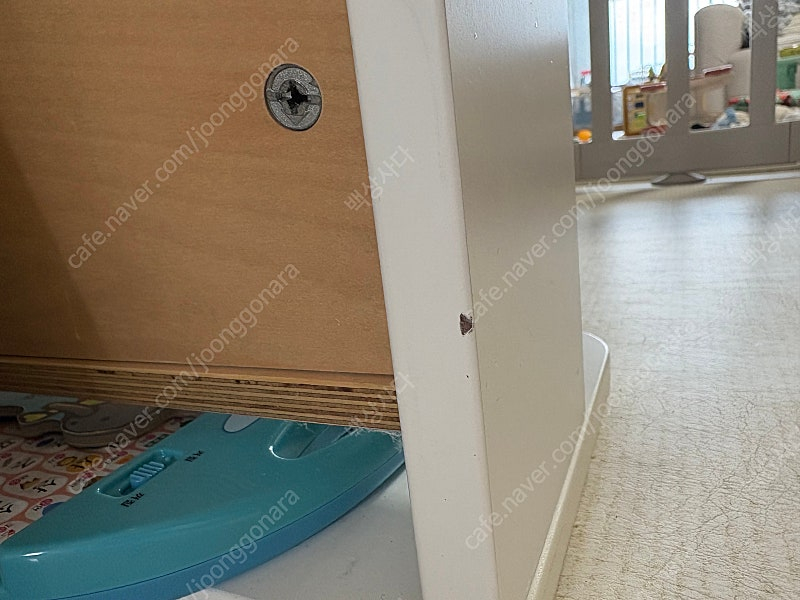 폴반 1600 전면책장 이미지