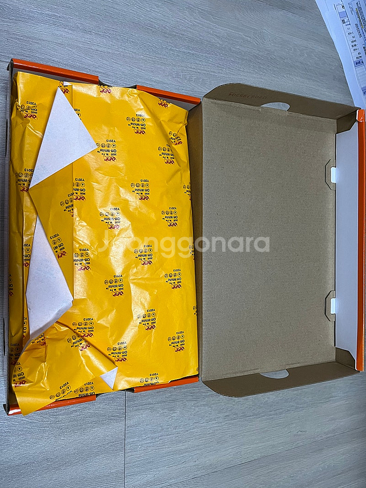 나이키 x 오프화이트 와플 레이서 화이트 245mm Nike x Off-White Waffle Racer White--2