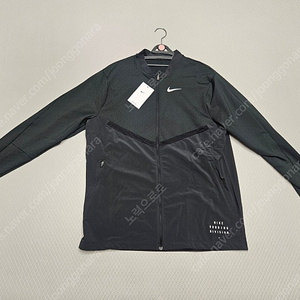 나이키 드라이핏 런 디비전 엘리먼트 러닝 재킷(DQ4755-010