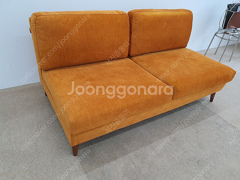 정말비싼 클로이패브릭 3인용 쇼파 1/3가격으로 양도합...--2