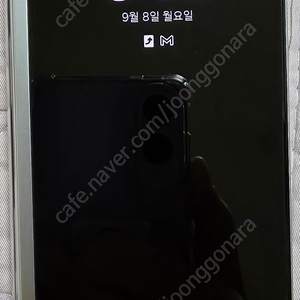 [개인] 자급제 갤럭시 Z폴드3 512GB 실버 판매 합니다.