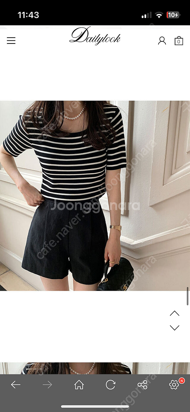 데일리룩 에센셜스트라이프탑--0