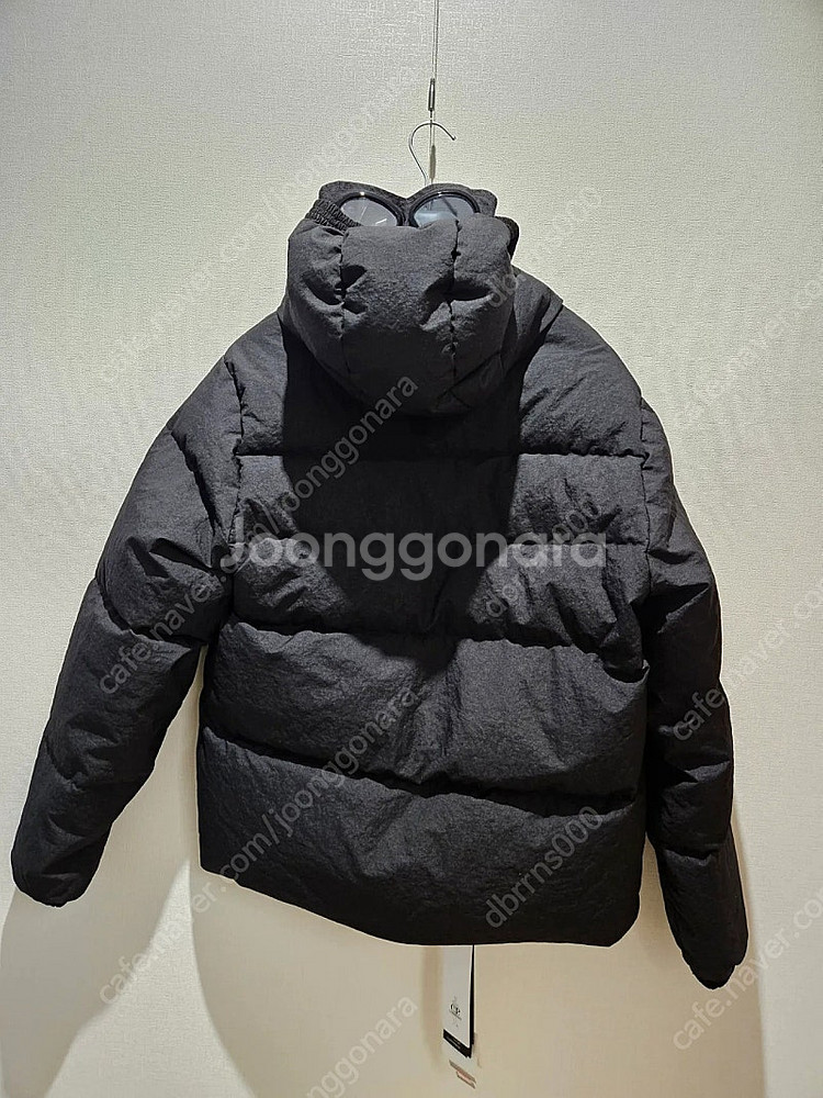 cp컴퍼니 패딩 (새상품)--2