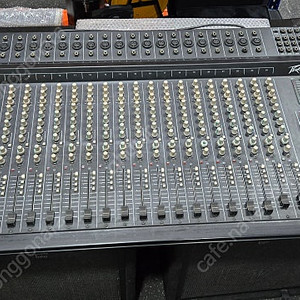 피베이(peavey) SRC2400 오디오믹서 판매합니다