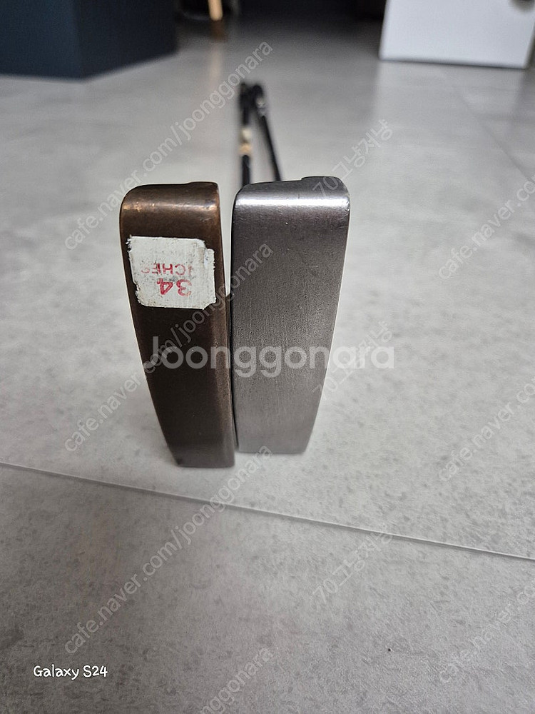 골프 핑 클레식한 황동 퍼터 34인치 33인치 5만원 오디세이 33인치 퍼터 4만원 경기도 죽전동--5