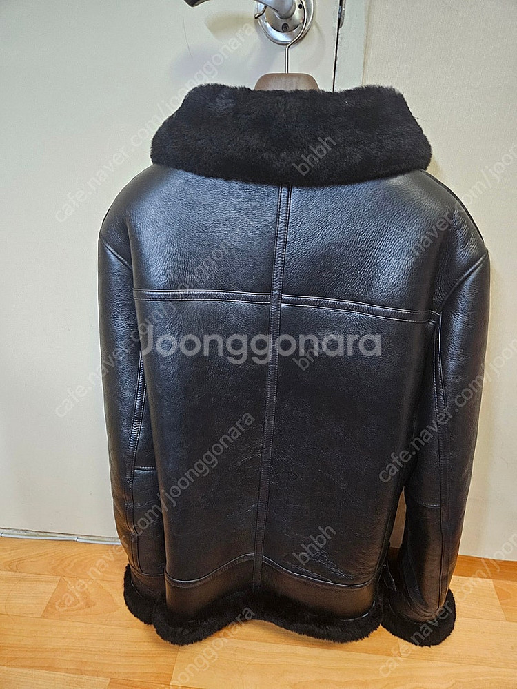 XL 새상품) 론트 리얼 무스탕 블랙--1