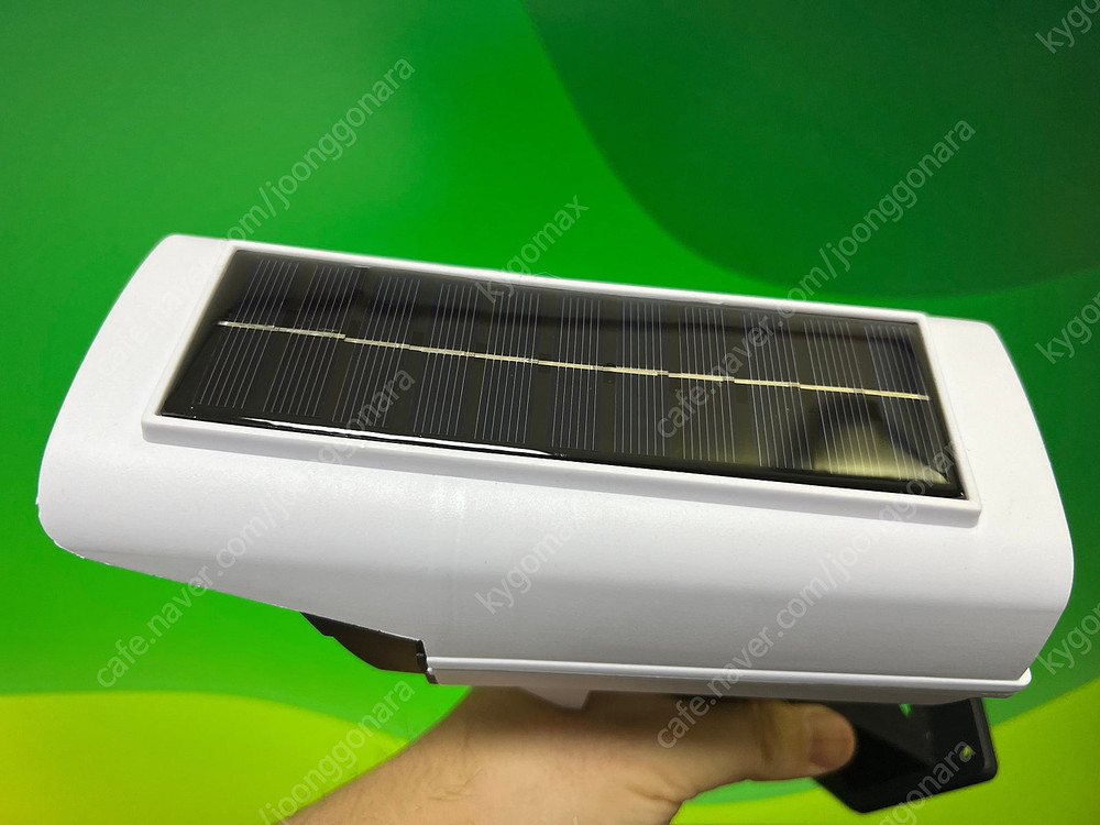 CCTV모양 태양광 무선 센서등 모션감지 옥외등 (리모컨 포함)--4