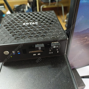 신품급 조탁 zotac zbox nano ci320 미니pc 풀박스