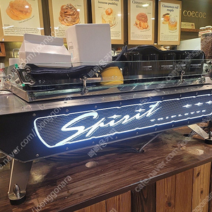 키스반더웨스턴 스피릿 3그룹 커피머신 (ppic 옵션있음) 상태좋음 판매합니다.(가격내림1800)