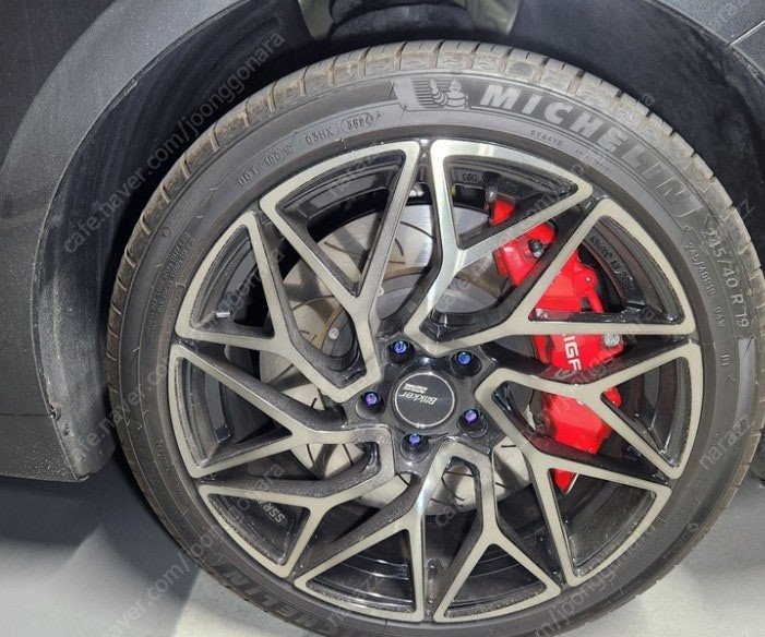 지가토 6P 브레이크 캘리퍼&디스크로터 SET 판매합니다. 이미지