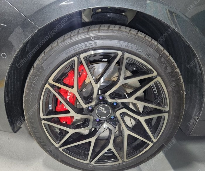 지가토 6P 브레이크 캘리퍼&디스크로터 SET 판매합니다. 이미지