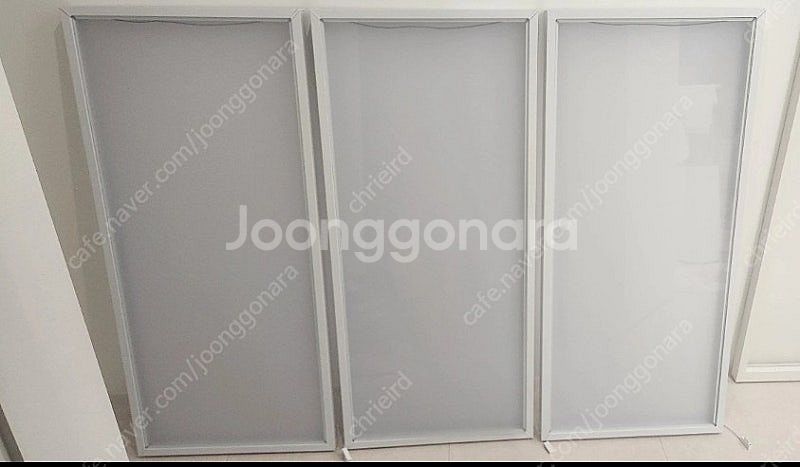 마이뮤지엄 7002 화이트 선반 3개 판매합니다--0