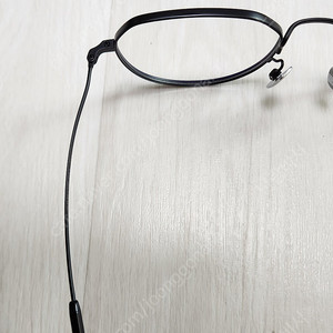 애쉬크로프트 휴즈3 매트블랙 빅사이즈 티타늄 초경량 안경테