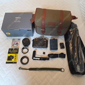 니콘 미러리스 디지털 카메라 NIKON ZFC Z fc 블랙 + 16-50mm 렌즈 액세서리 풀세트