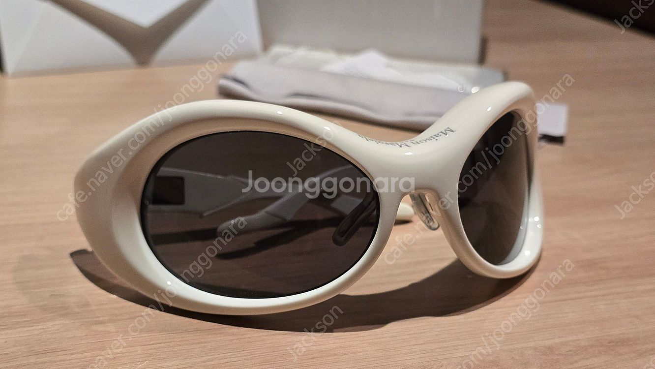 젠틀몬스터 x 마르지엘라 콜라보 선글라스 판매--3