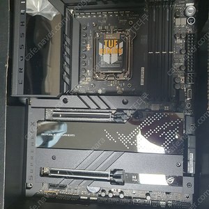 기가바이트 CROSSHAIR X670E HERO 풀박