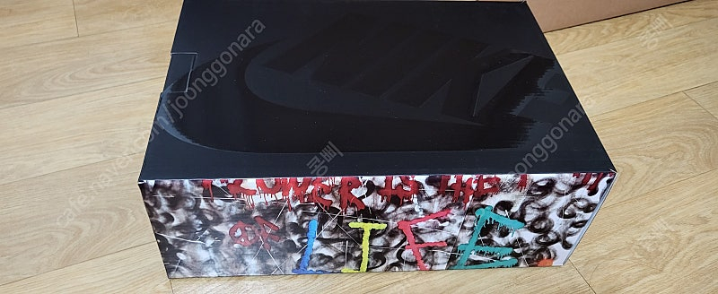 나이키 피스마이너스원 지디 피마원 295 이미지