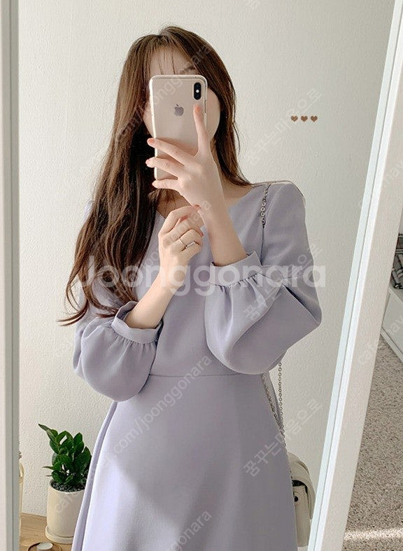 아뜨랑스 루나 찰랑핏 브이넥 원피스--6