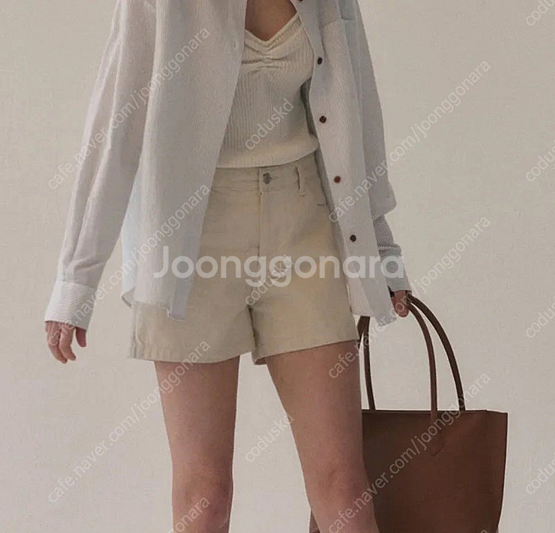 (새상품) 포유온 Alya 데님쇼츠 S--0