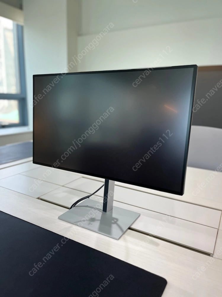 HP 7 Pro 727pk 4K Thunderbolt 4 모니터(박스 풀구성) 이미지