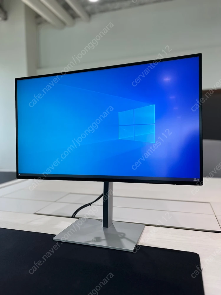 HP 7 Pro 727pk 4K Thunderbolt 4 모니터(박스 풀구성) 이미지