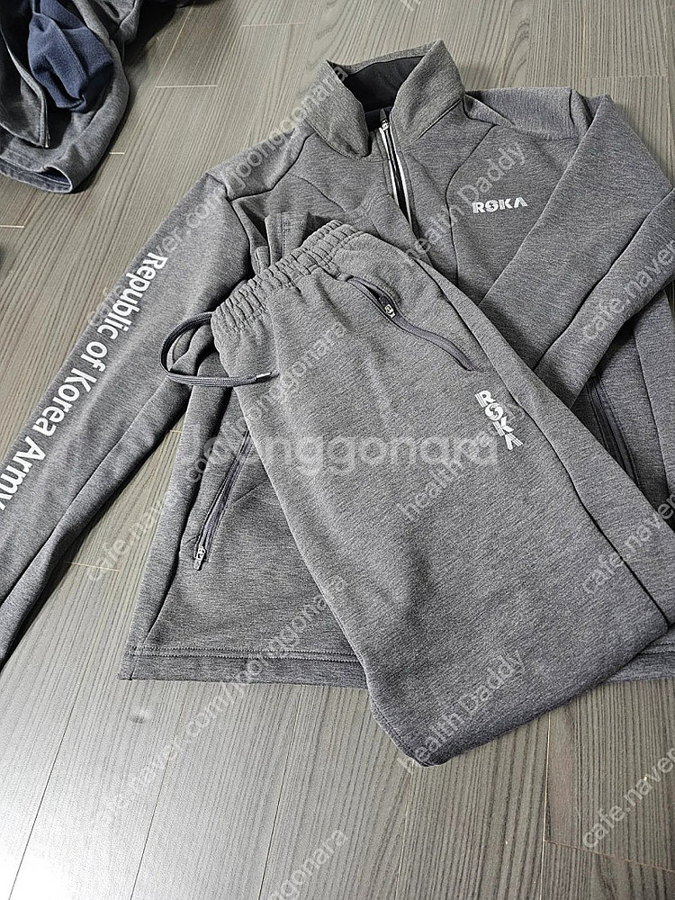 roka 트레이닝 곤색,회색--2