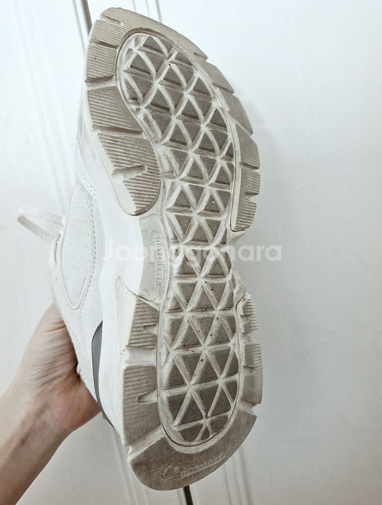 디스커버리 운동화 235--2