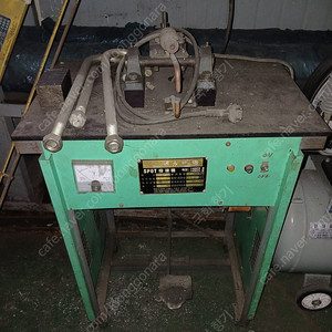 스포트용접기 1kva 스팟용접기 1마력(H.P) 크랭크식 기어 프레스 2톤(POWER 30TON)