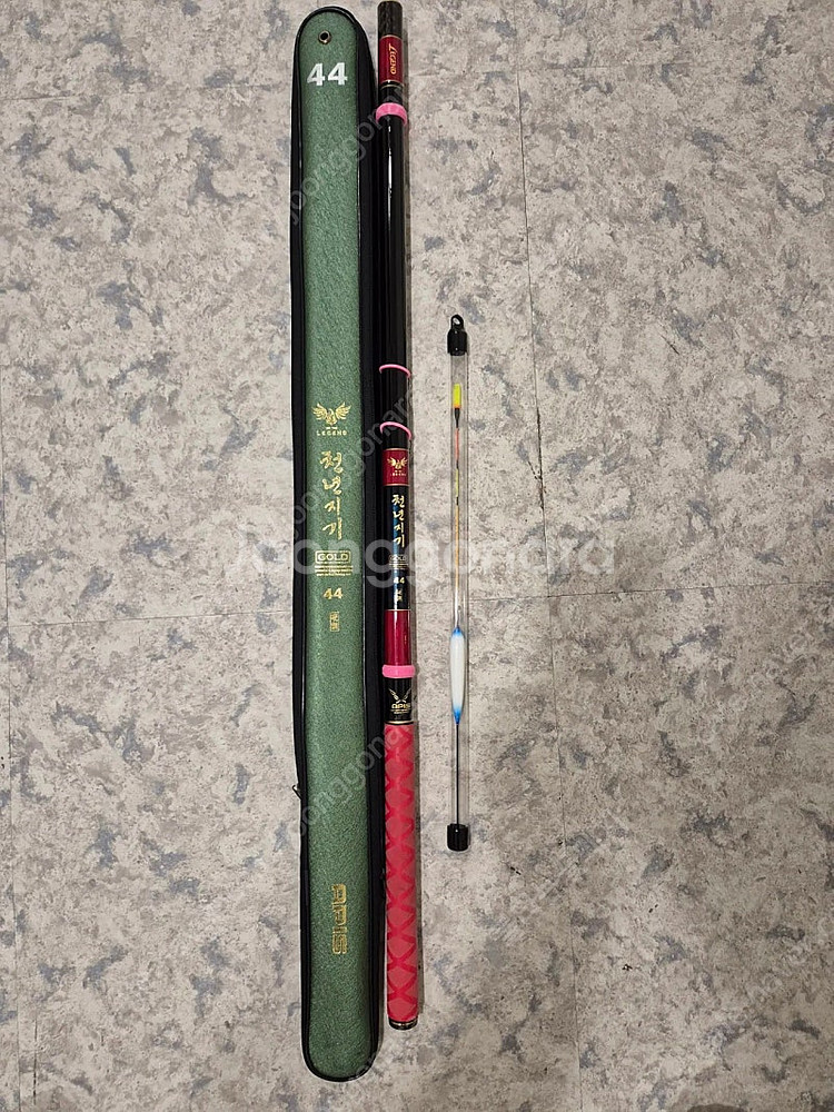 천년지기골드낚시대 40,44,48,52,56 팔아요--2