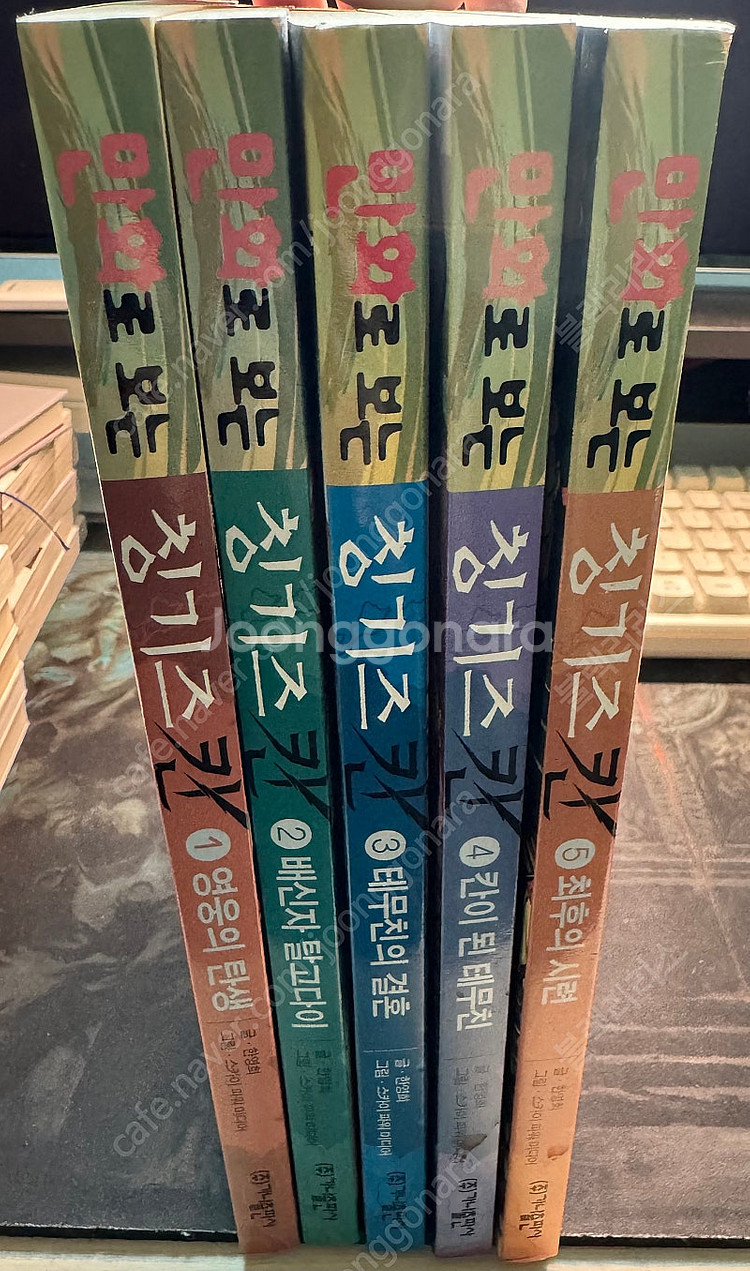 뚱딴지 초한지,짱뚱이,만화로보는 칭기즈칸,톰소여(다카하...--0