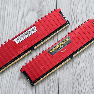 커세어 벤젠스 16GB (8GB x 2) 레드
