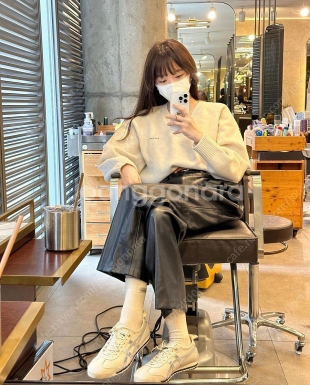 오니츠카타이거 멕시코66sd 강민경 운동화 255--0