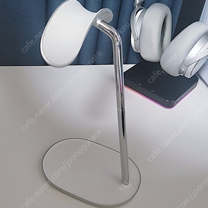 아이노비아 에어팟맥스 스탠드 헤드폰 거치대 스틸 화이트