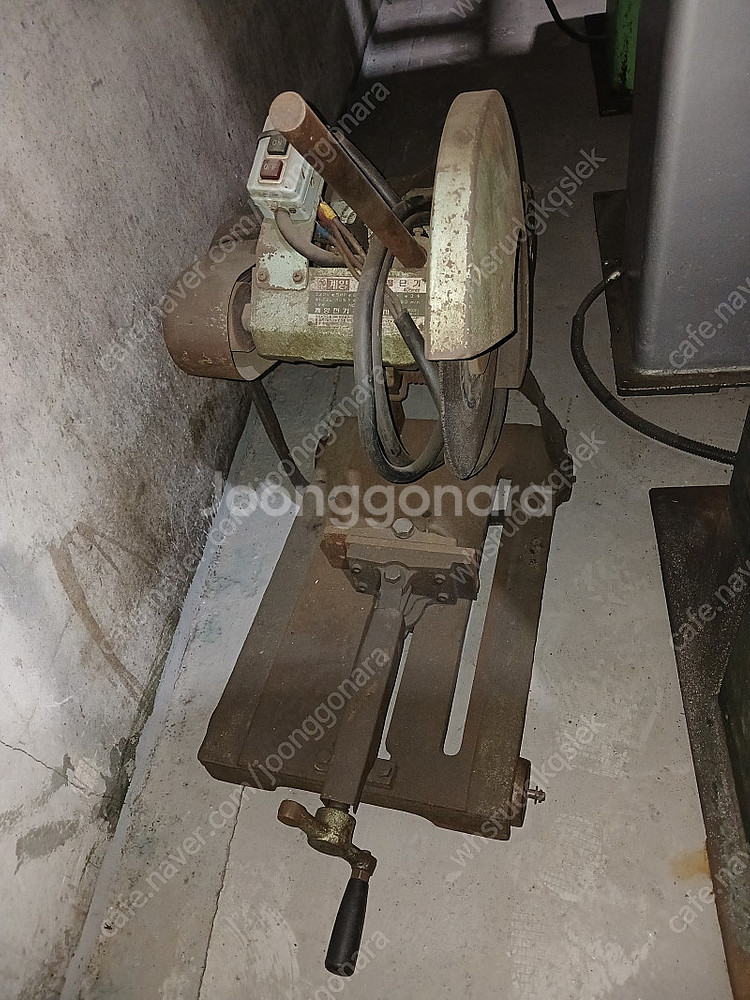 지석 캇팅기 5H.P 3상 / 다운트랜스 20Kva--1