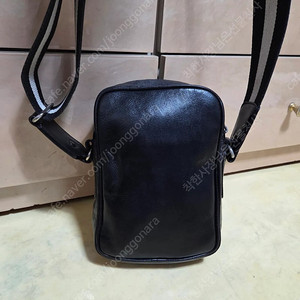 발리 정품 삼선 스몰 메신저백 레더