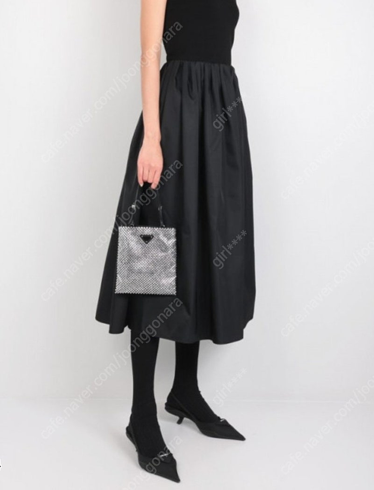 (10월까지 판매)프라다 테수토 호보 크리스탈 토트백 판매해요--9